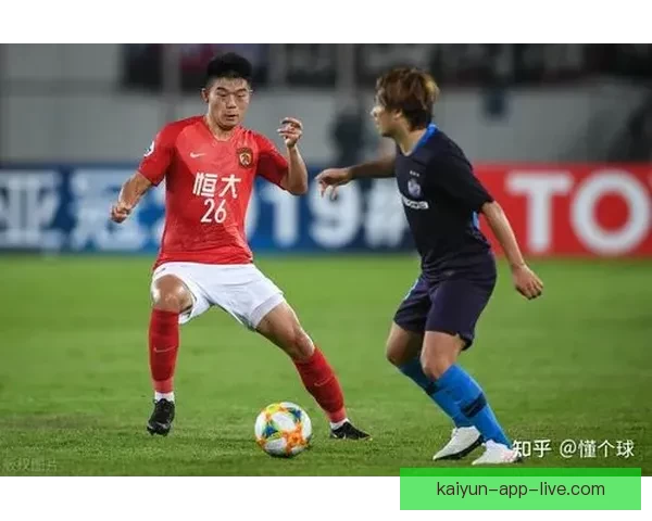 特雷-杨为新东家仅出战五场奇才宣布右股四头肌受伤暂未确定复出时间